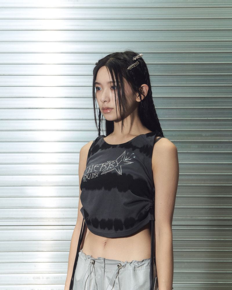 gem stone shirring top- charcoal