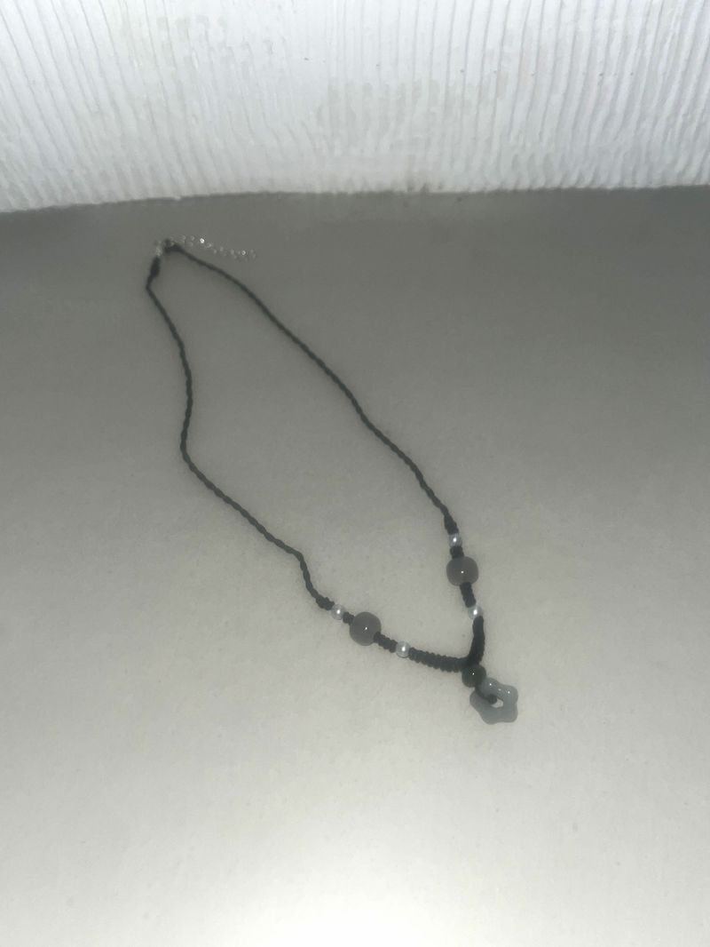 Maso Vintage Flower Gemstone Necklace