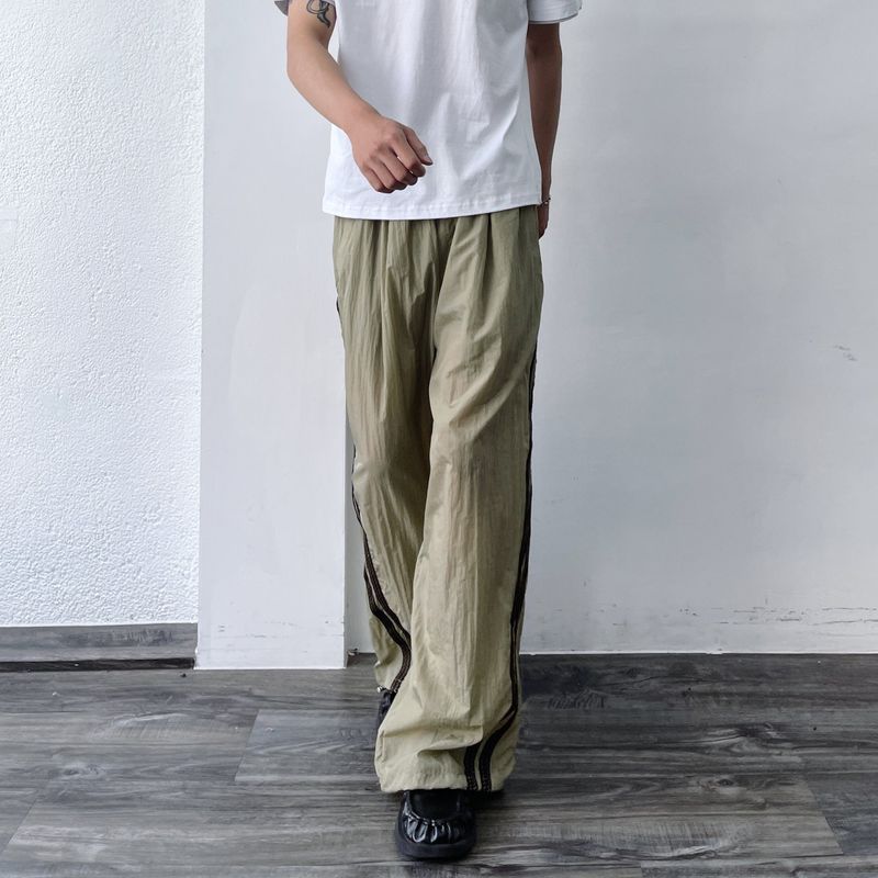 Crumpled Texture Line-Detail Pants