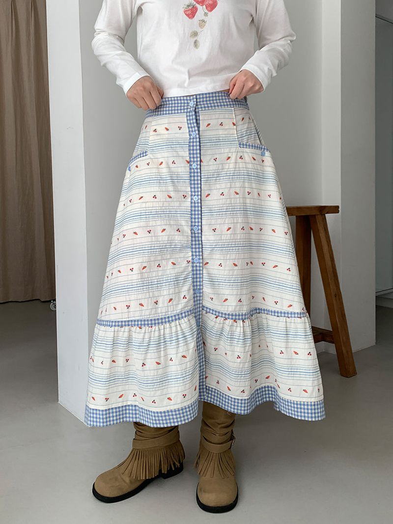 CARROT BUTTON FULL SKIRT (2C)