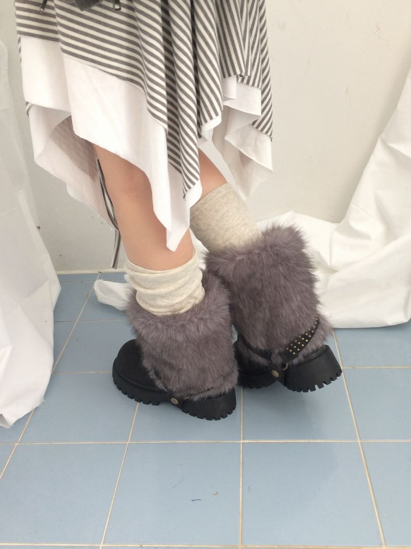 Vintage Stud Two Way Fur Boots