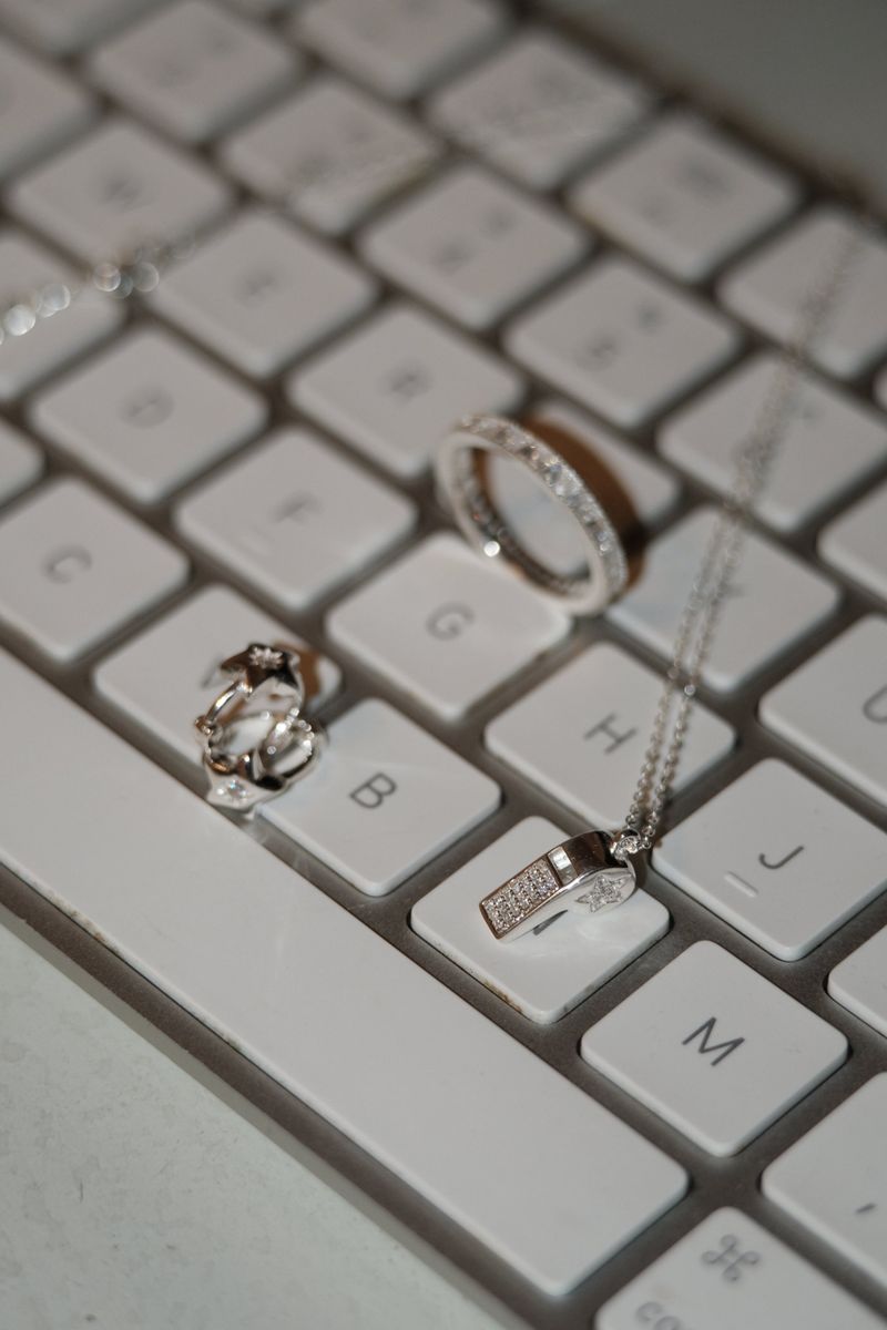 WHISTLE STAR NECKLACE