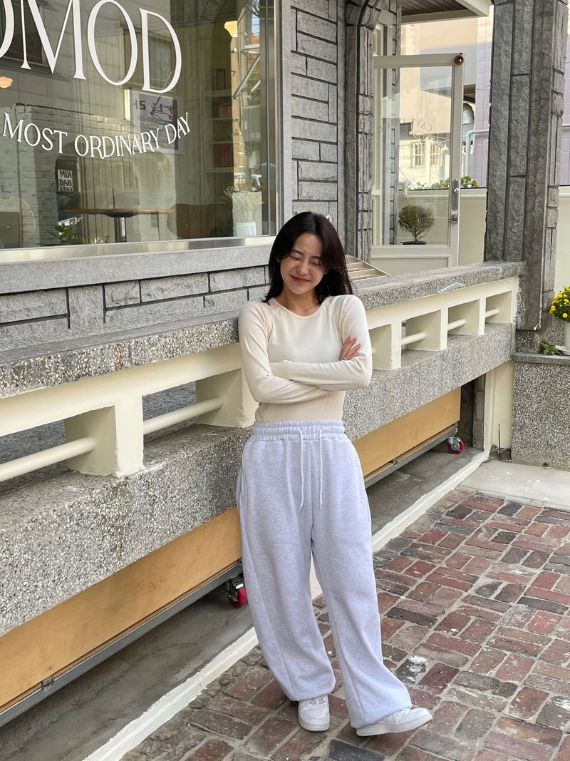 Orly side tuck pants