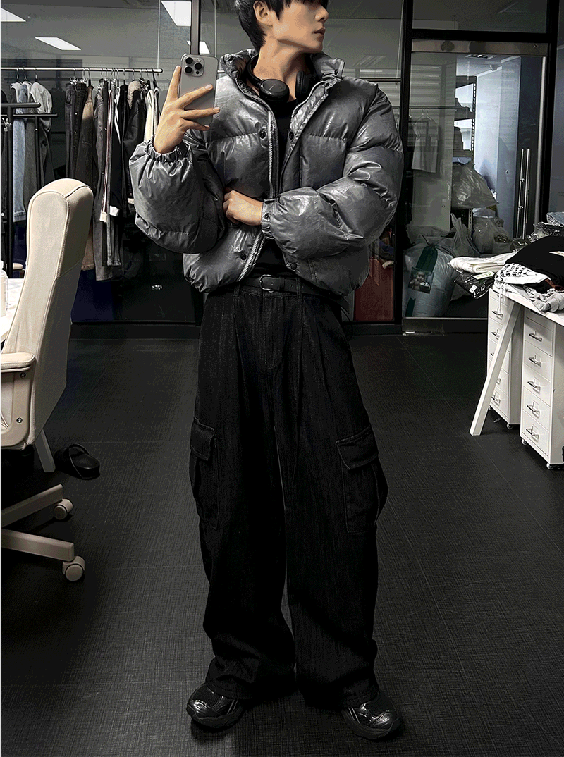 COSYHARU（コシハル）の「Two tuck washed wide cargo denim（Pants）」