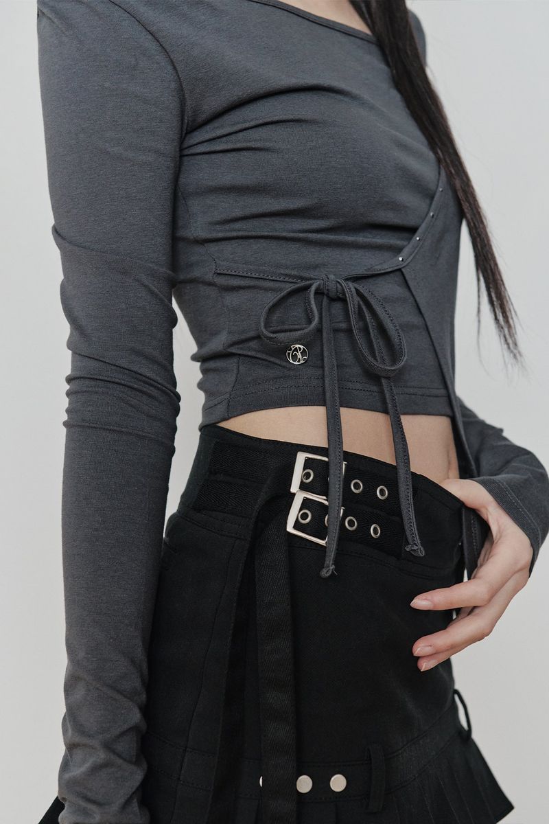 RUE BELTED MINI SKIRT black