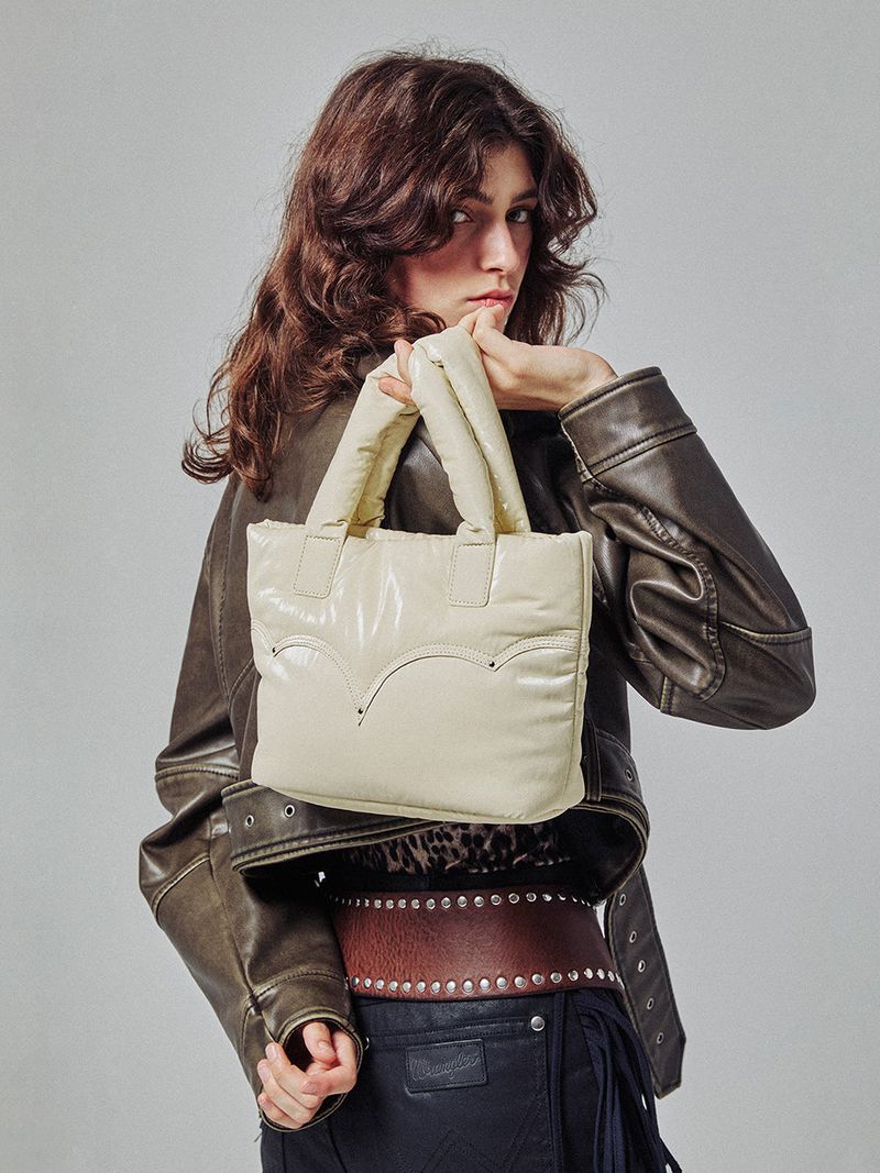 Oryany（オヤニ）の「Western Padding Square Tote（Bags）」