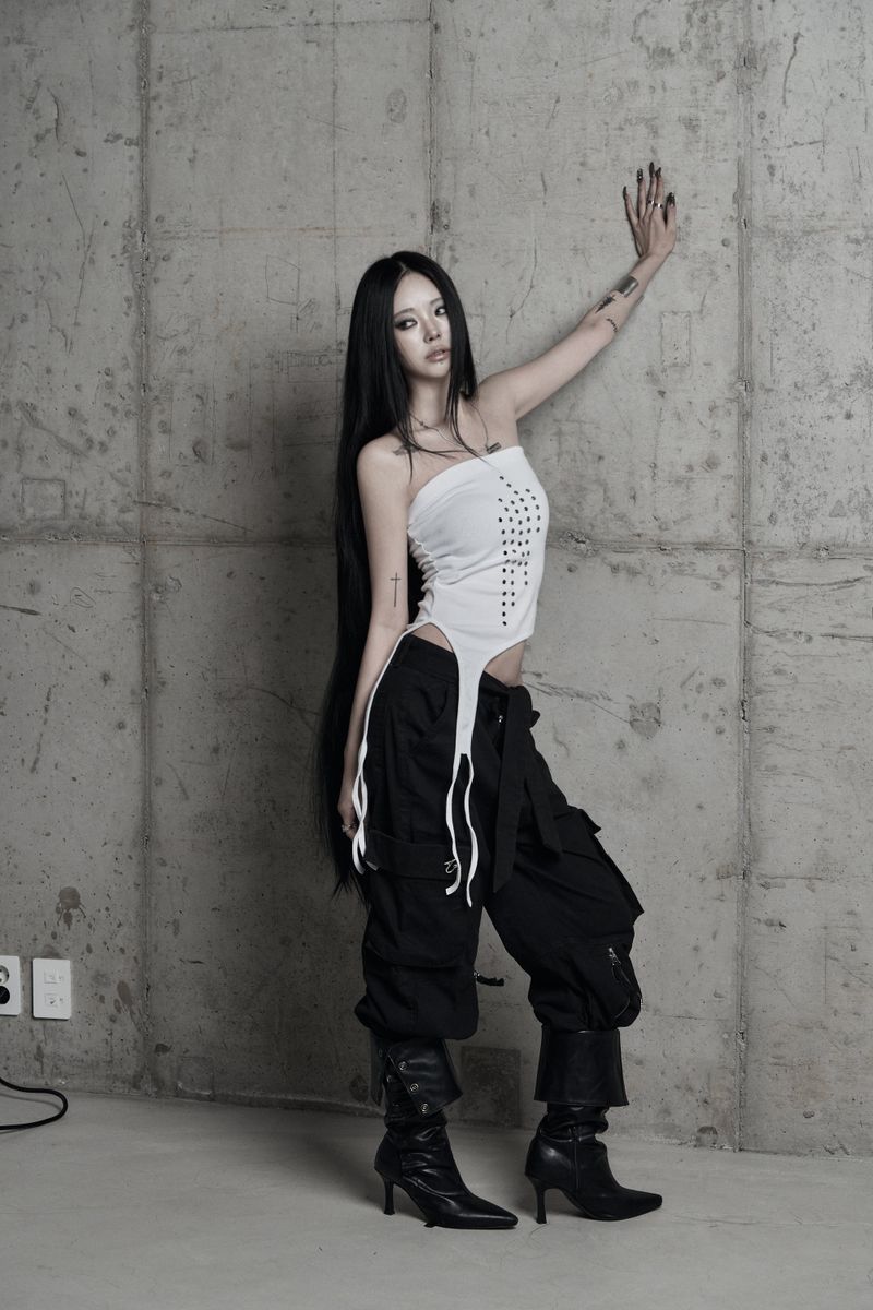 [label] studded asymmetric strap tank top WHITE