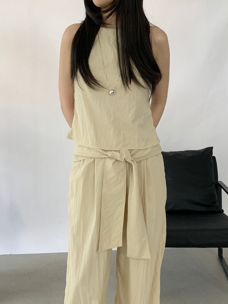 Raina halterneck sleeveless blouse