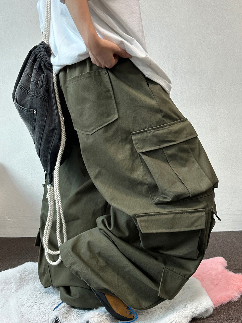 CCORTTI（コルッティ）の「マルチオールカーゴセミワイドバルーンロングパンツ 💚🐝🩶🖤 - 3 カラーズ（パンツ）」