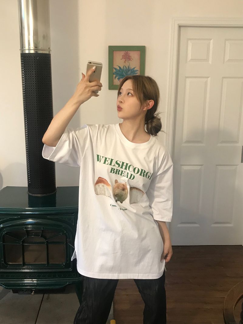 Comfortable corgi T-Shirt