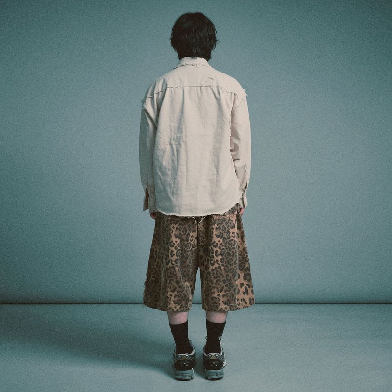 leopard grunge capri shorts_beige