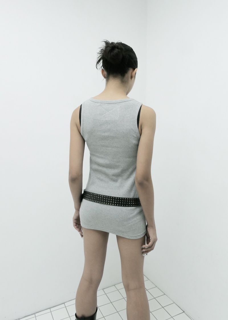 I WAS BORN IN SLEEVELESS, GREY