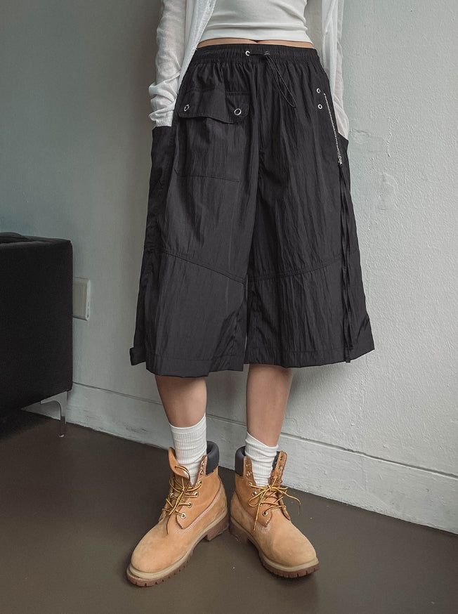 Multi-pocket D-ring Nylon Bermuda Pants