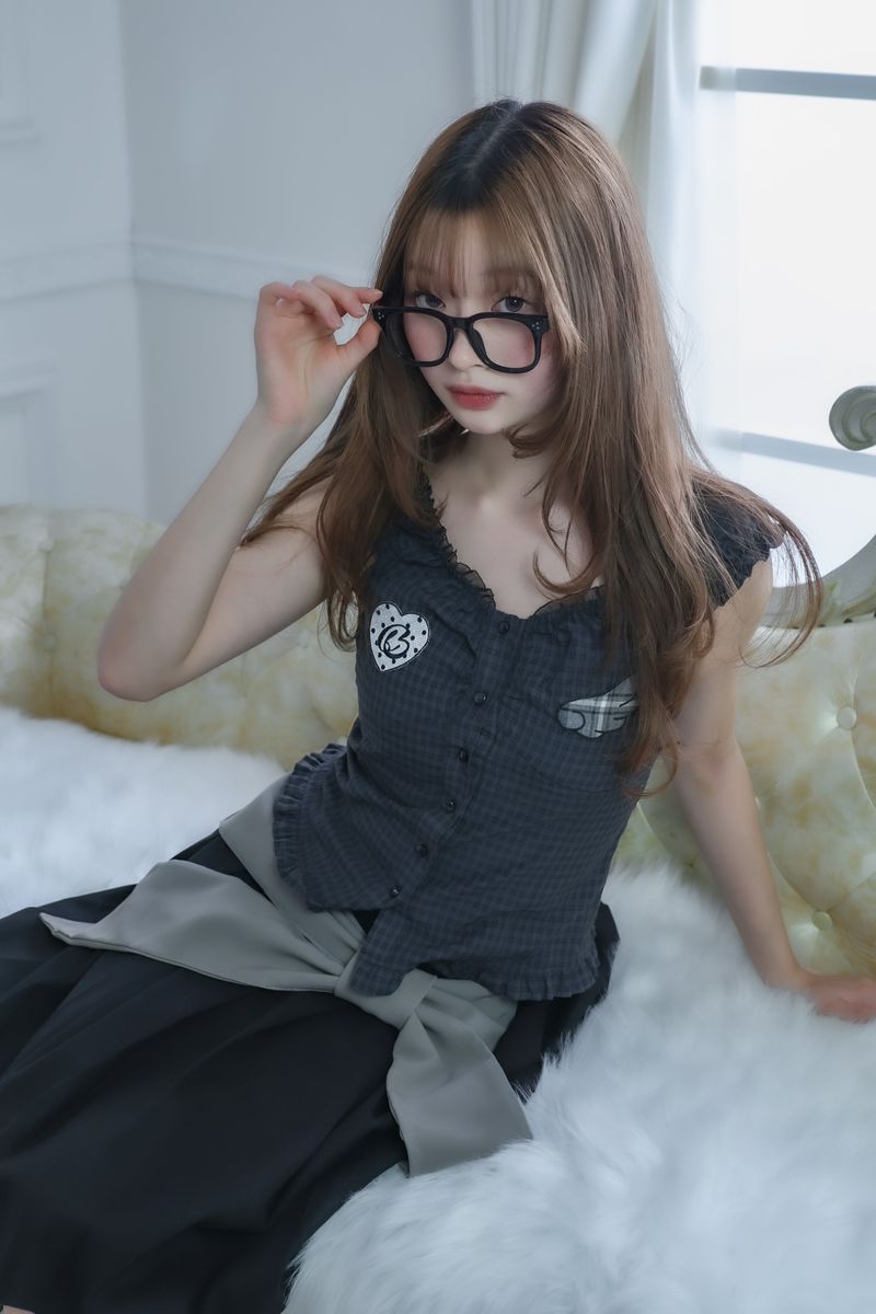 LMpatch frillblouse(black)