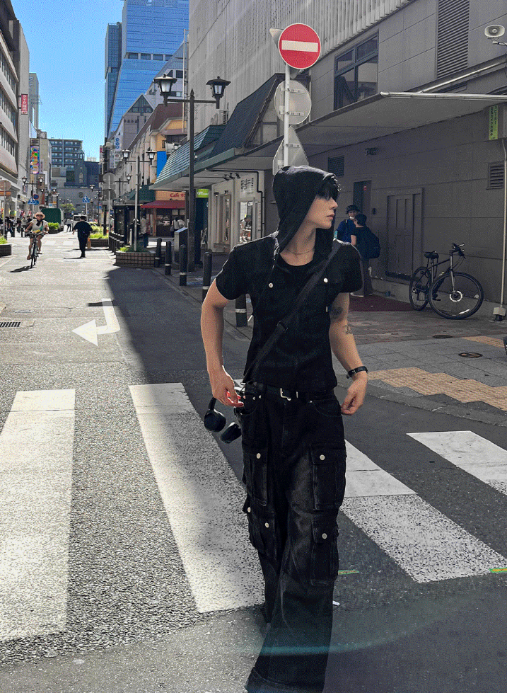 ウォッシュドブラックマルチカーゴデニム