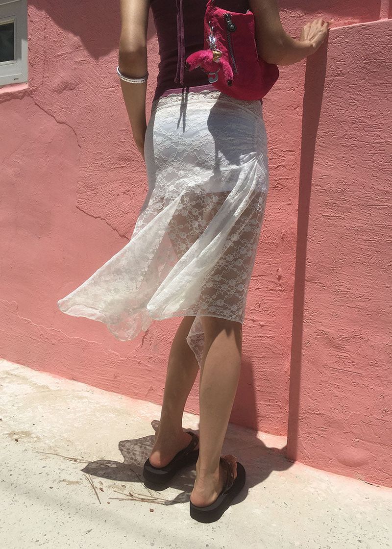 LACE SHIRRING SKIRT