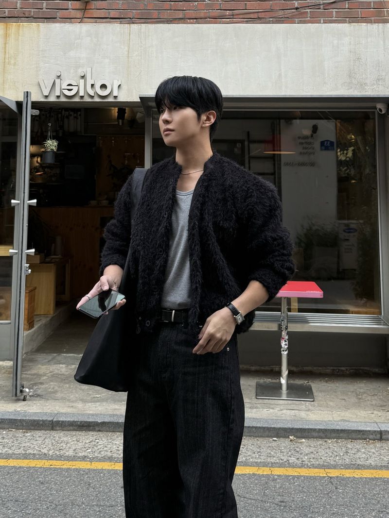 Airy texture cropped cardigan