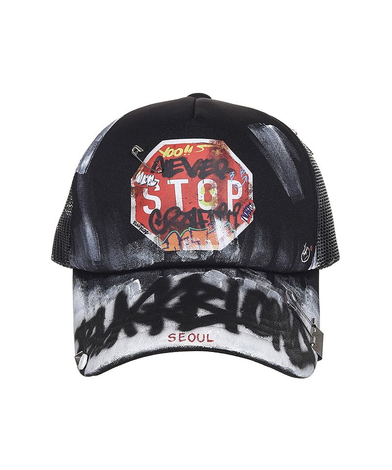BLACKBLOND（ブラックブロンド）の「BBD 'Never Stop' ペイントトラッカーメッシュキャップ (ブラック)（帽子）」