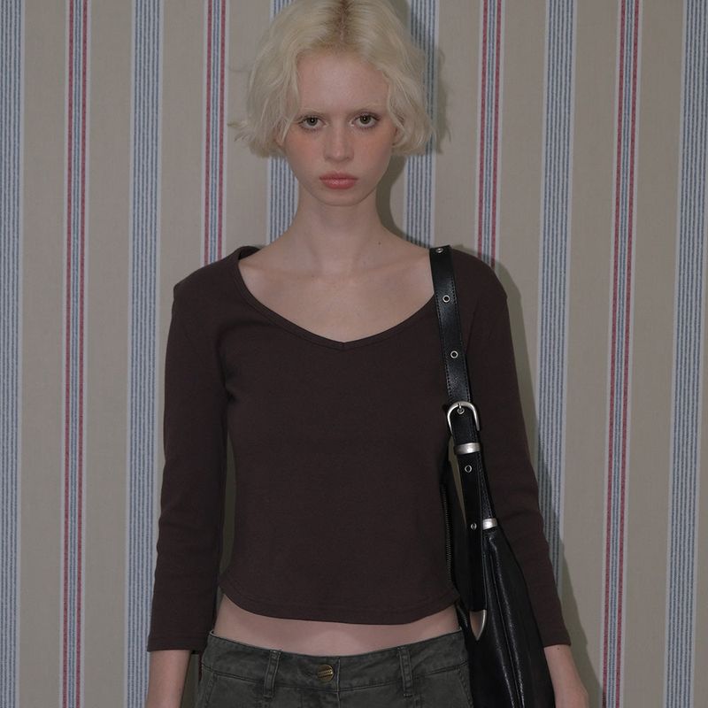 C 90S LINE V-NECK T-SHIRT_BROWN
