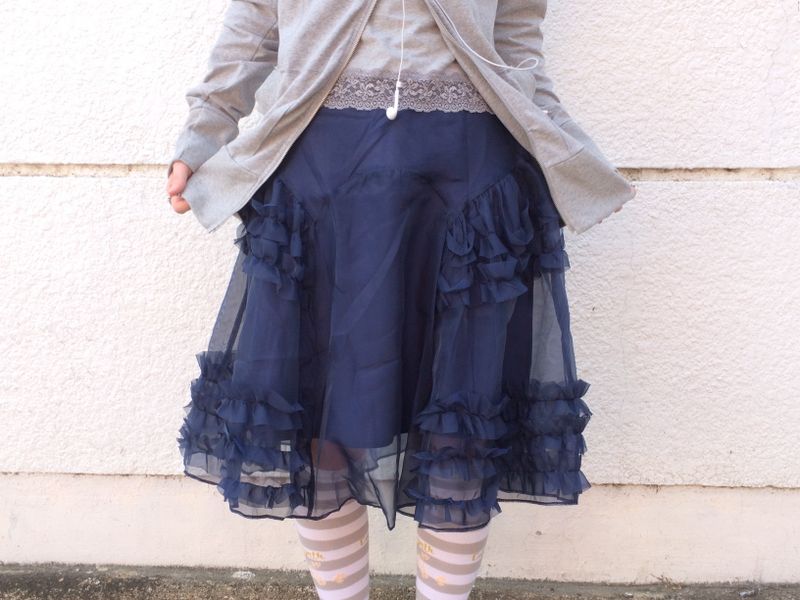 frilling Sheer skirt