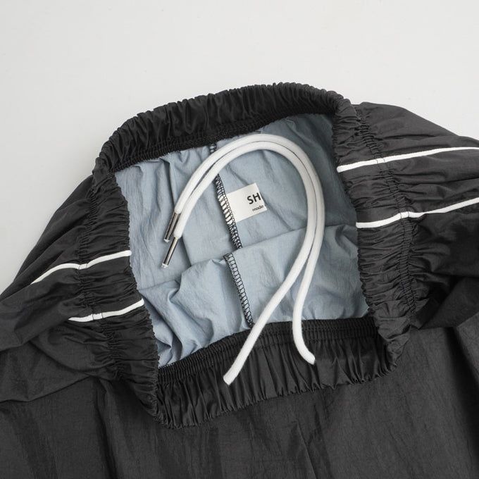 Curve line nylon pants