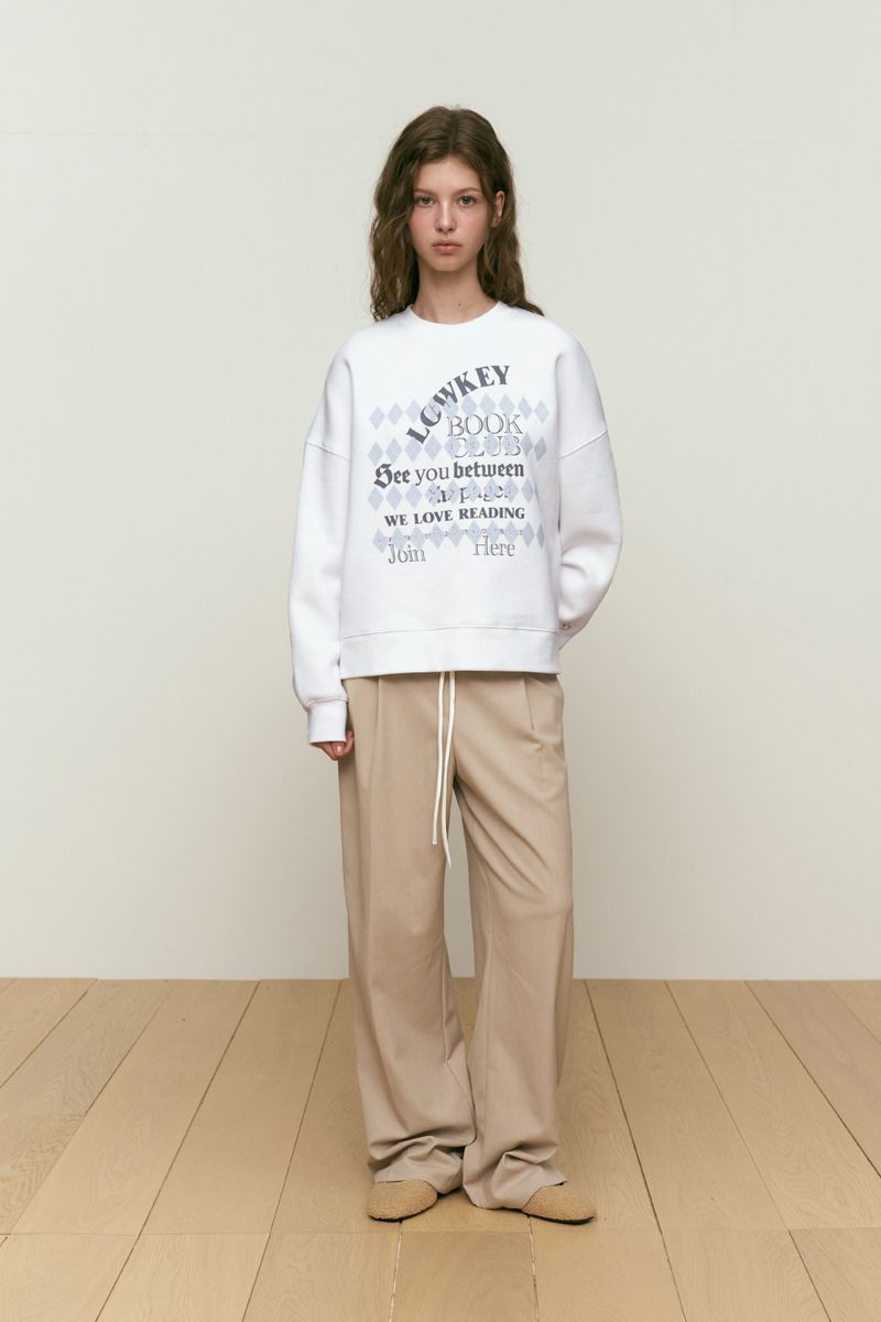 LOWKEY BOOK CLUB ARGYLE PATTERN SWEATSHIRT [WHITE]