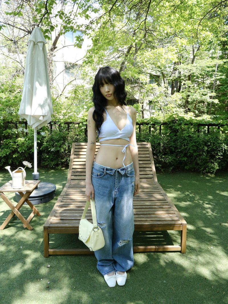 timelineseoul（タイムラインソウル）の「フォールドオーバー デニム パンツ（パンツ）」