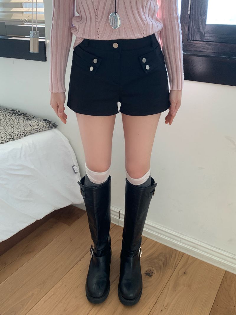 Modern Two Belt Button Bijou Short Pants