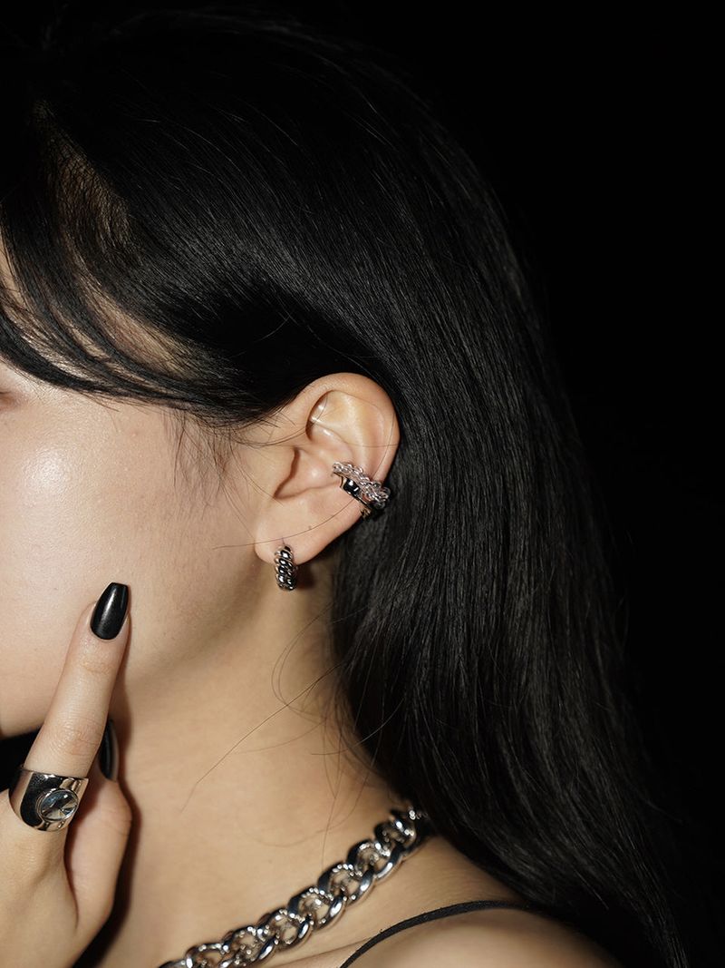 no.72 earcuff silver Lee Yubi pick