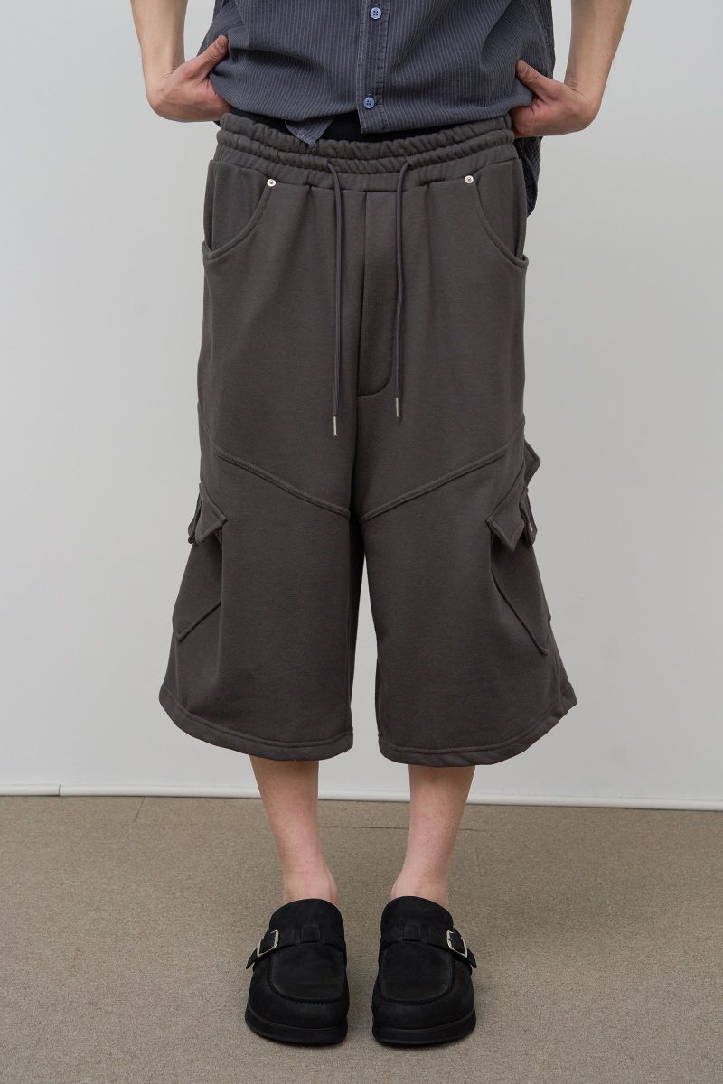 Less Snap Cargo Bermuda
