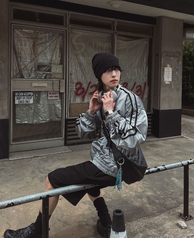 Growing taping track jacket