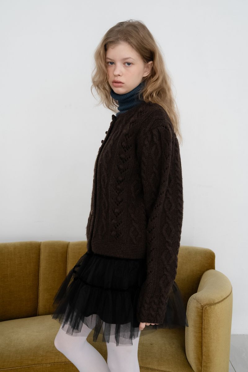 Grandma pom cardigan_brown