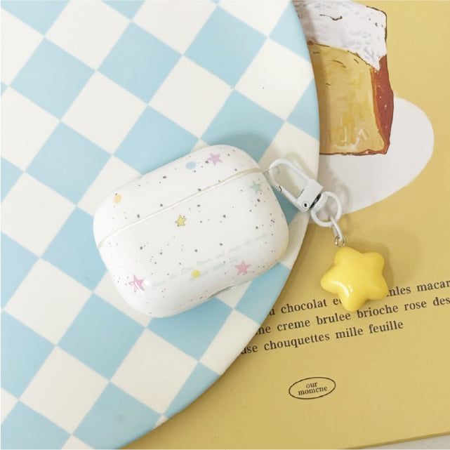 Nineteenfriday（ナインティーンフライデー）の「チャーム セット⭐ スター ドット AirPods ケース（スマホグッズ/小物）」
