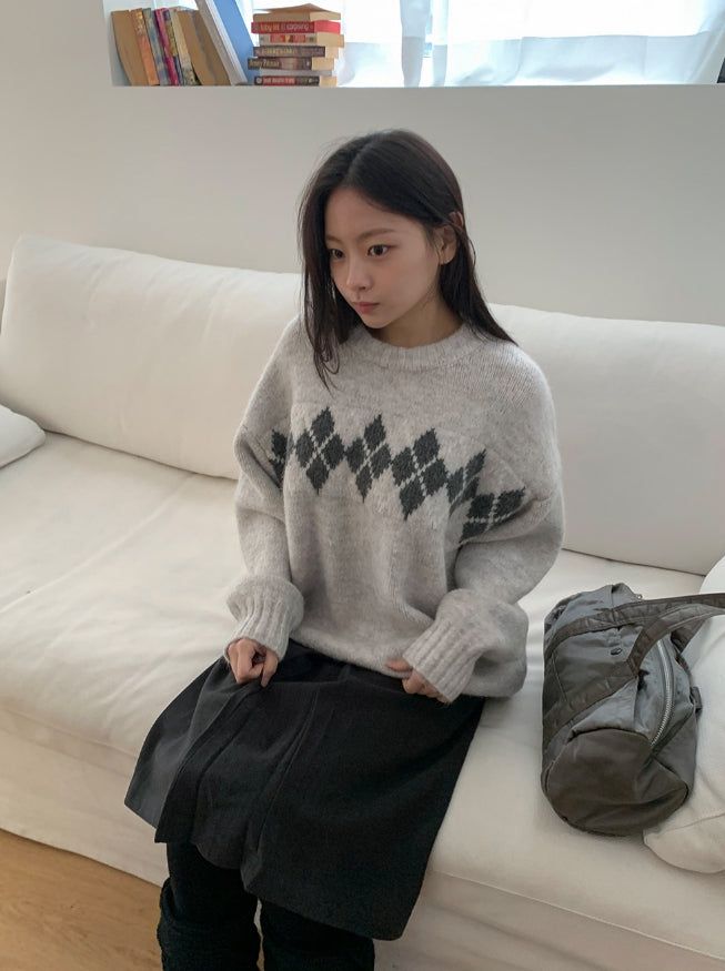 Danters Hairy Argyle Round Knit