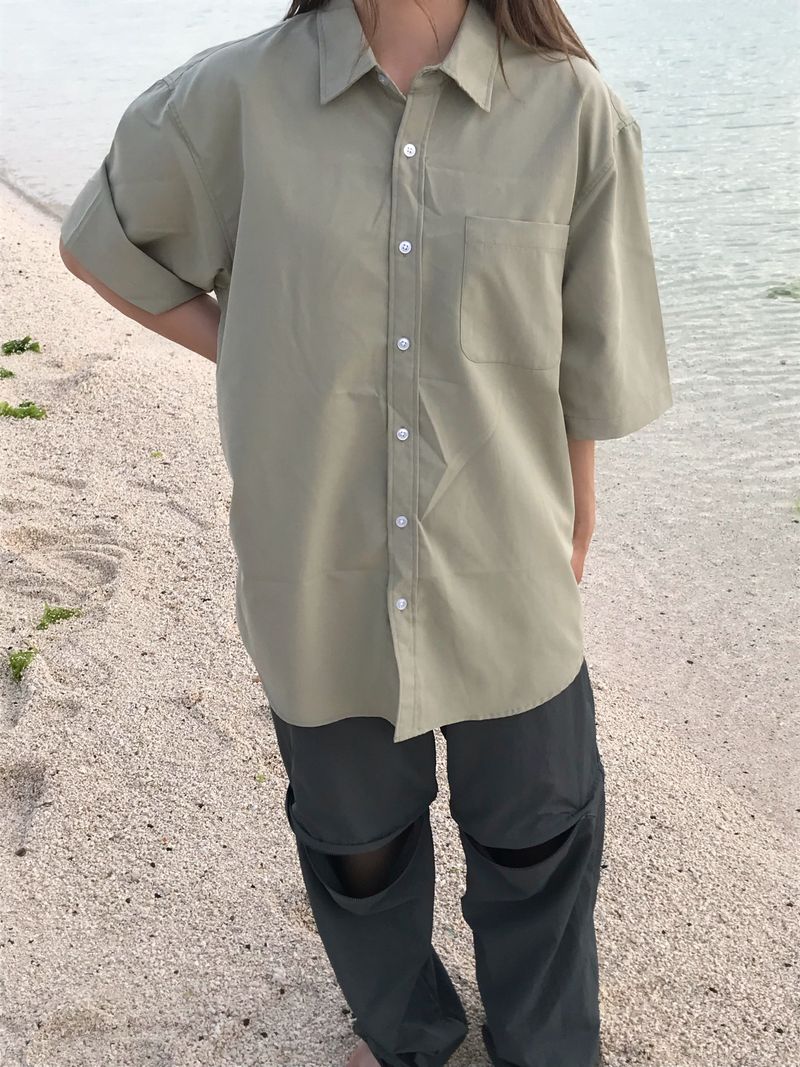 Essential half shirt