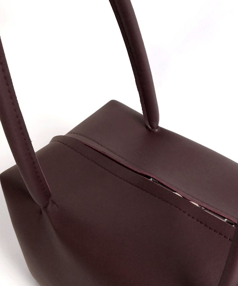 aoki_Burgundy_Eye