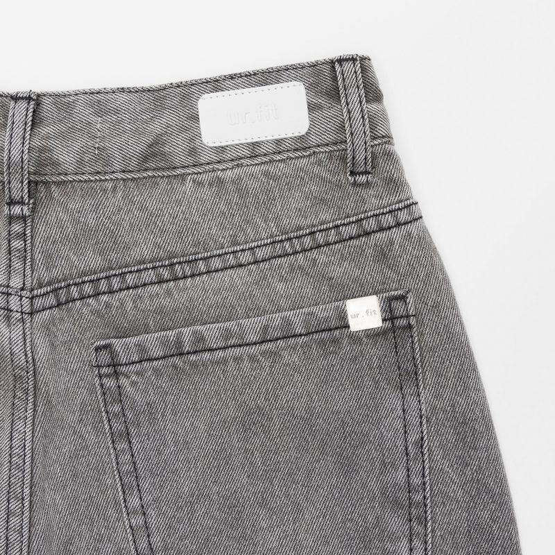 GRAY SEMI WIDE DENIM PANTS code 18113
