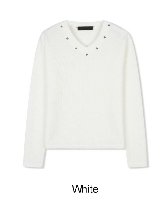 Cross Rivet V-neck Knit