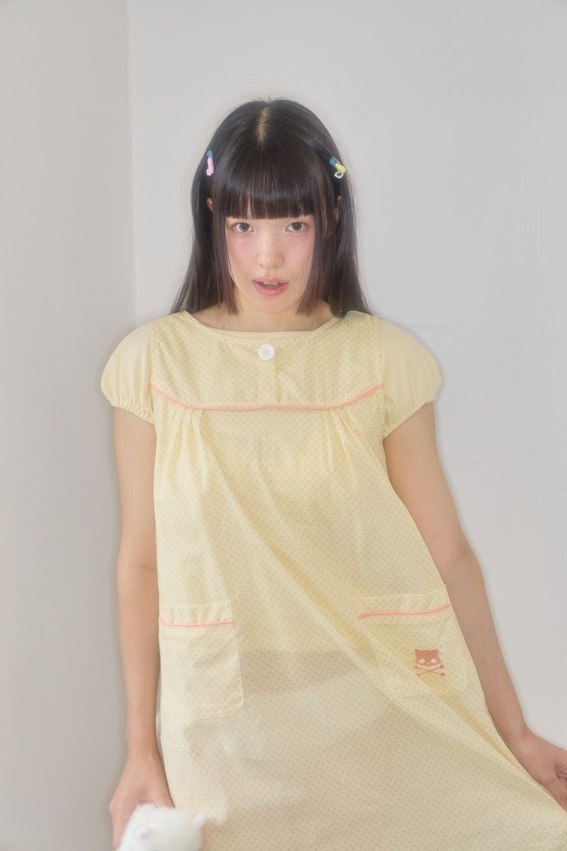 ONE BUTTON MINI DOT DRESS (YELLOW)