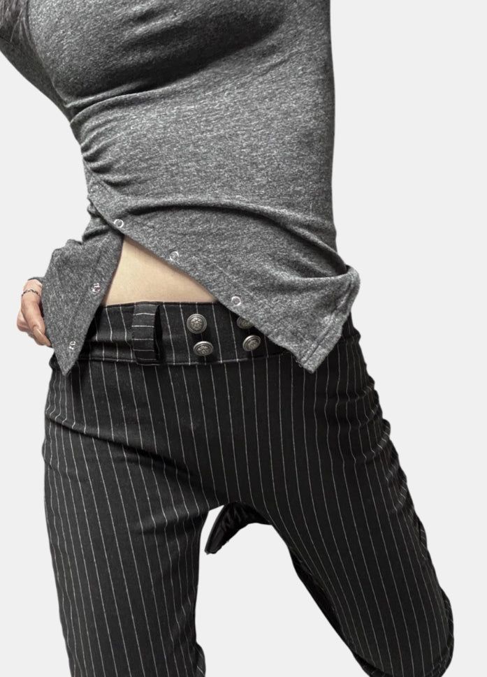 Antique button bootcut slacks