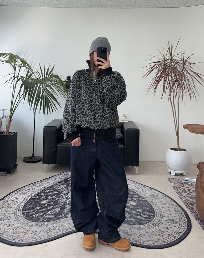 Neto Leopard High Neck Zip-up
