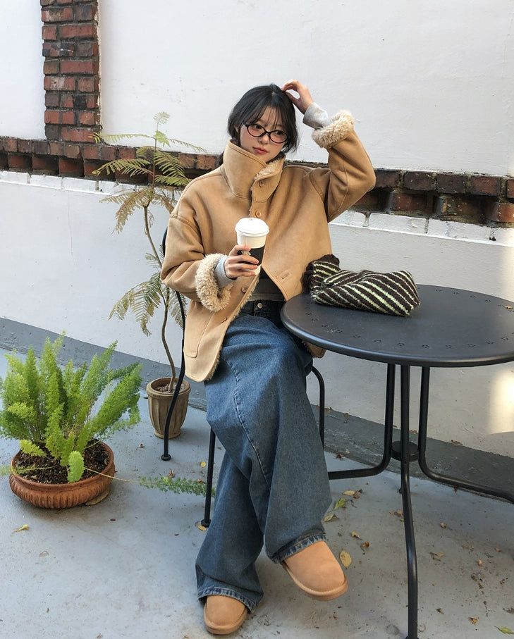 Shushu Fur Reversible Mustang