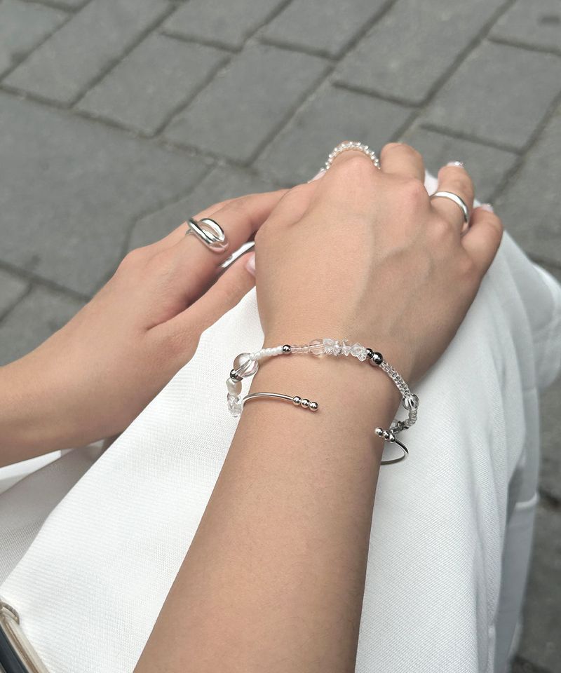 pou bracelet