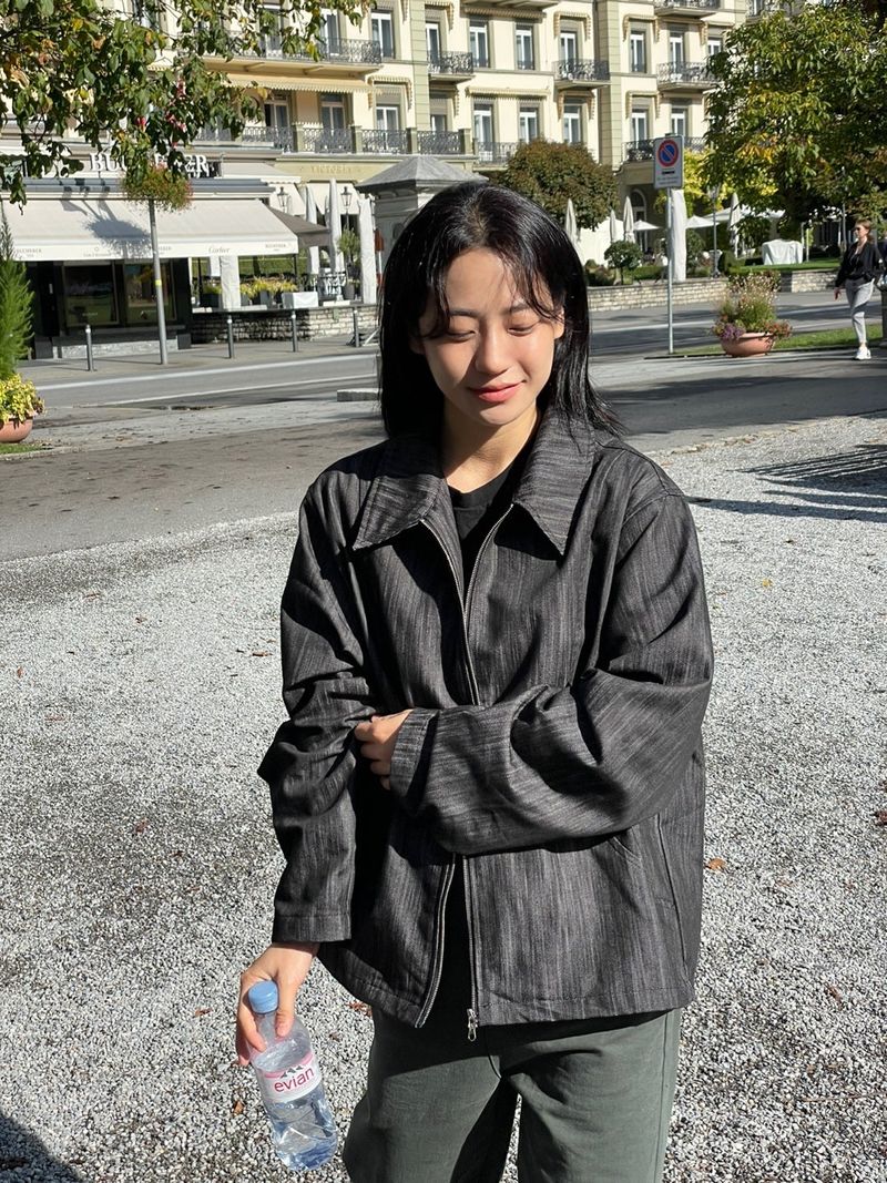 Light serge denim jacket