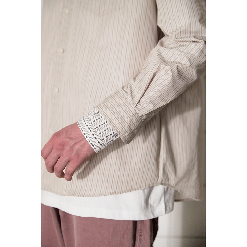 LAYERED CUFFS STRIPE SHIRT / BEIGE