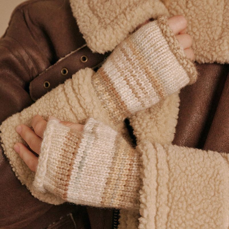ALLINCOMPLETE（オールインコンプリート）の「Journey Of Sky Hand Warmer (Sunset)（Fashion Accessories）」