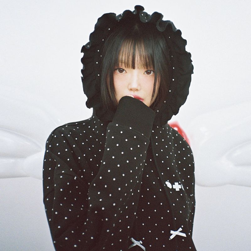 Dot Ruffle Hoodie - BLACK
