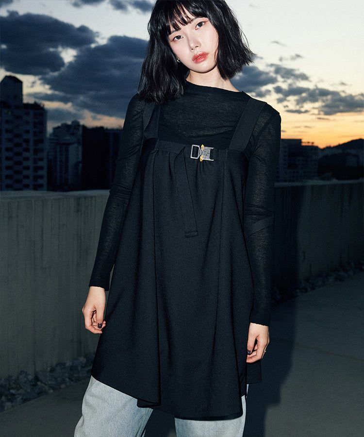 D05.00 Buckle point Dress_Black
