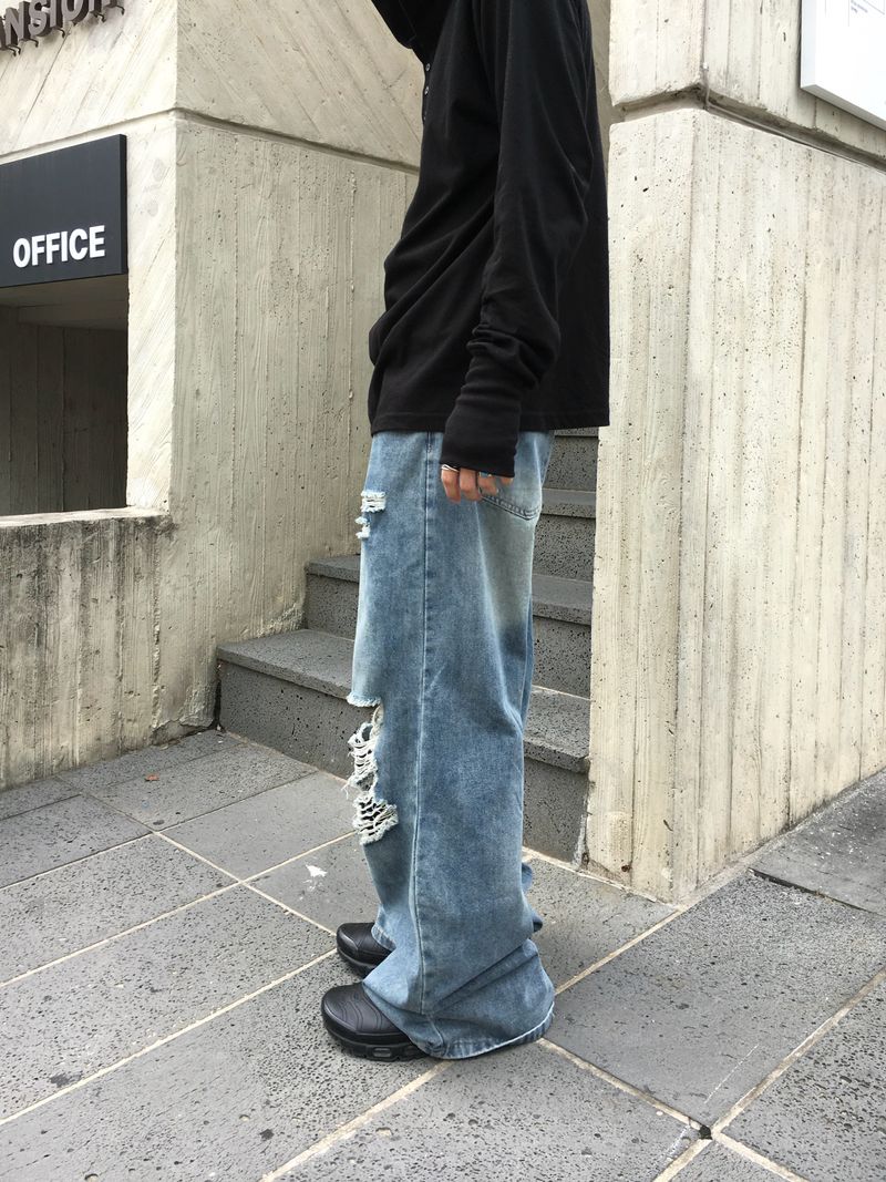 Penser Distressed Denim Pants