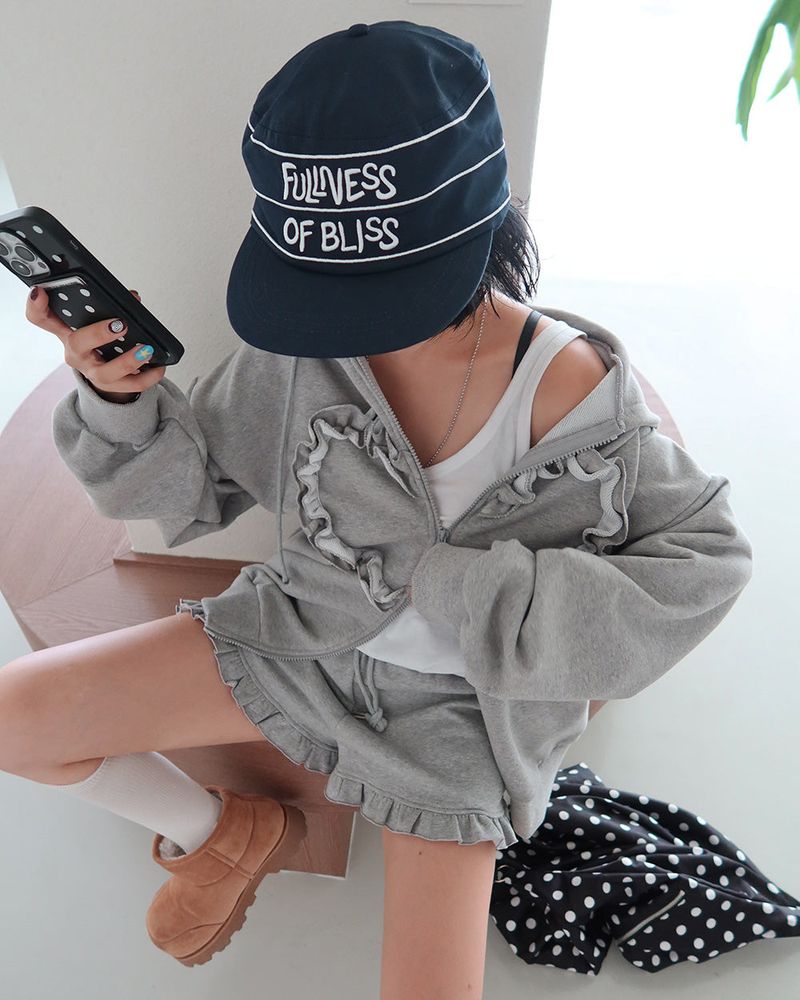 Delight-J（ディライトジェイ）の「Stripe snapback ball cap（Hats）」